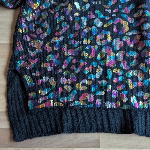 AndTheWhy Animal Print Sweater NWOT - Picture 3 of 5